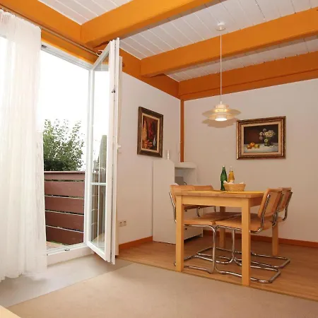 House Atlanta, * Pelvorm